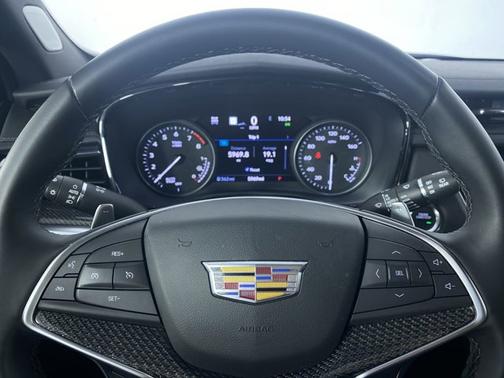 2025 Cadillac XT5 AWD Sport