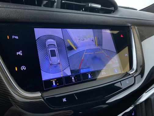 2022 Cadillac XT6 Sport