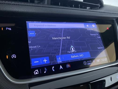 Crystal White Tricoat 2023 Cadillac XT5 FWD Premium Luxury
