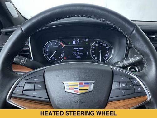 Crystal White Tricoat 2023 Cadillac XT5 FWD Premium Luxury