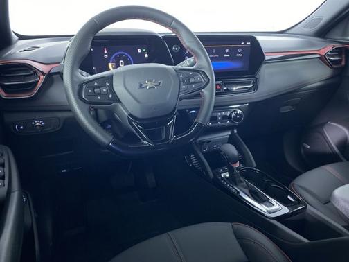 Sterling Gray Metallic 2026 Chevrolet Trailblazer RS