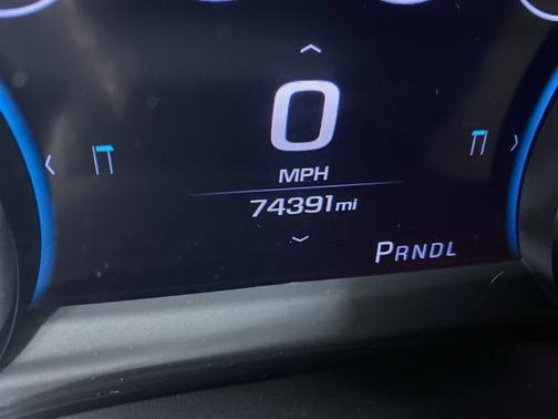 White Frost Tricoat 2018 GMC Yukon Denali