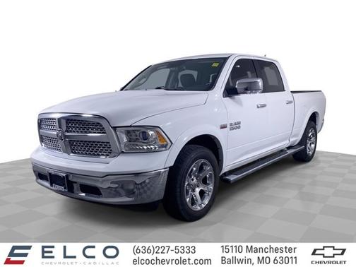 Bright White Clearcoat 2017 RAM 1500 Laramie