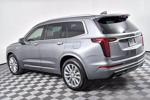 2020 Cadillac XT6 FWD Premium Luxury for sale in Ballwin, MO - image 2