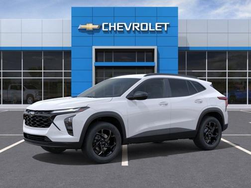 Summit White 2026 Chevrolet Trax LT