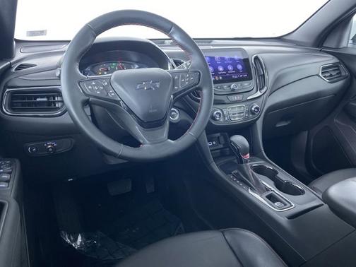Summit White 2023 Chevrolet Equinox RS