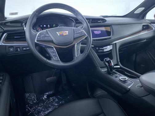 2024 Cadillac XT5 AWD Premium Luxury