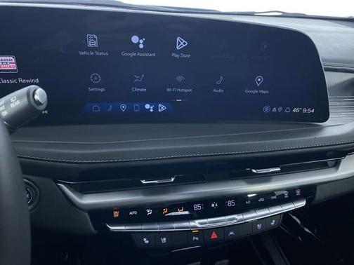 2024 Cadillac XT4 AWD Premium Luxury