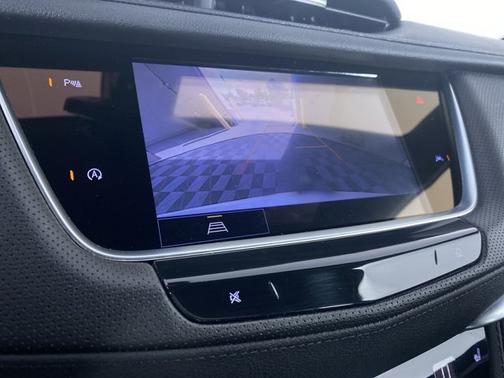 2023 Cadillac XT6 AWD Luxury