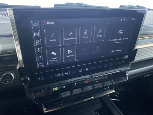 2025 GMC HUMMER EV SUV 2X