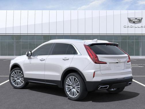 2025 Cadillac XT4 FWD Premium Luxury