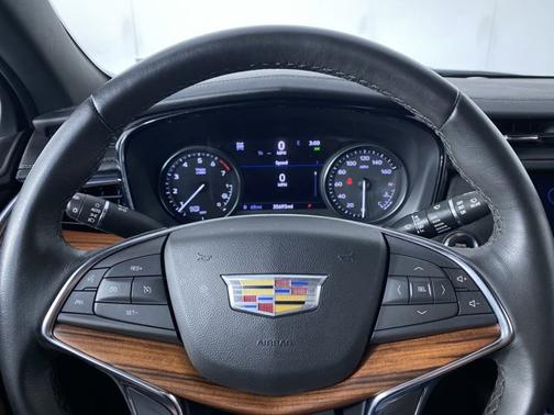 2022 Cadillac XT5 AWD Premium Luxury