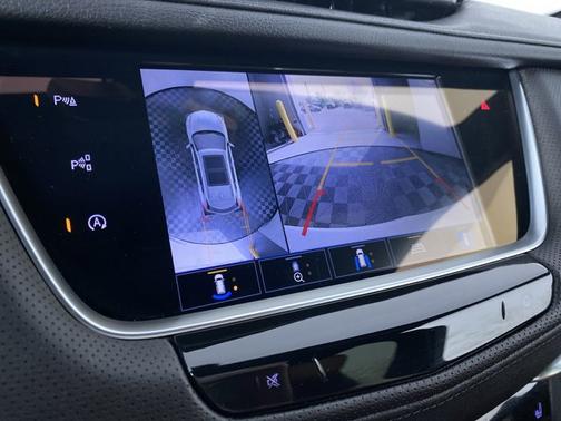 2022 Cadillac XT5 AWD Premium Luxury