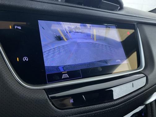 2022 Cadillac XT5 AWD Premium Luxury