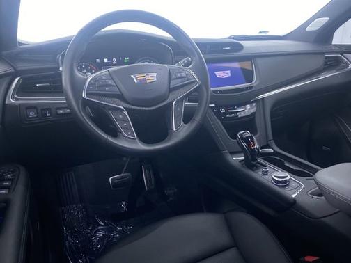 2024 Cadillac XT5 AWD Sport