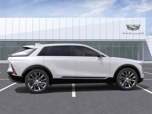 2025 Cadillac LYRIQ Luxury