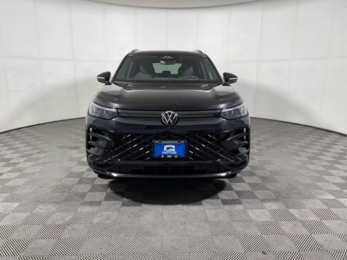 2026 Volkswagen Tiguan 2.0T SE R-Line Black 4MOTION