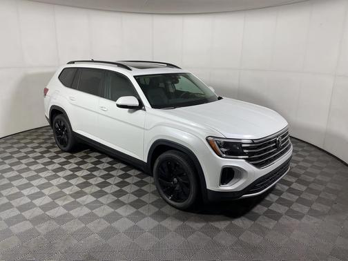 2026 Volkswagen Atlas 2.0T SE w/Technology 4MOTION