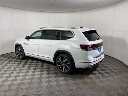 2026 Volkswagen Atlas 2.0T SEL Premium R-Line 4MOTION