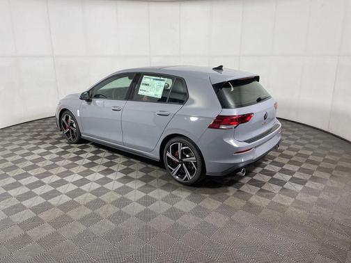 2026 Volkswagen Golf GTI 2.0T SE DSG