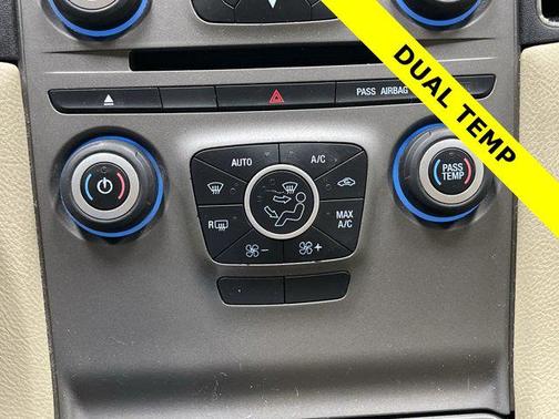 2015 Ford Taurus SEL