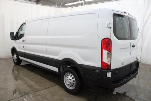 2022 Ford Transit-250 Base
