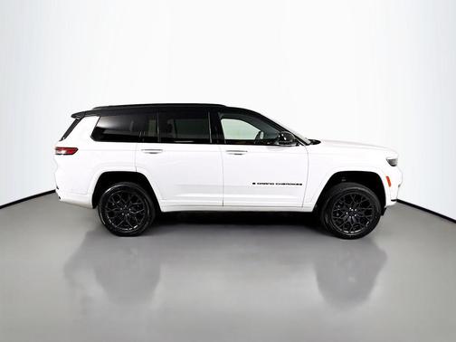 2023 Jeep Grand Cherokee L Summit Reserve
