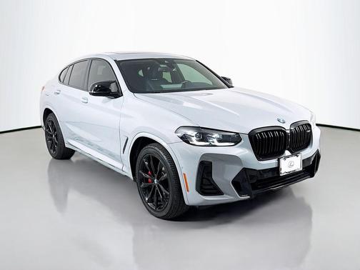2022 BMW X4 M40i