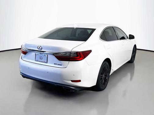 2017 Lexus ES 350 Base