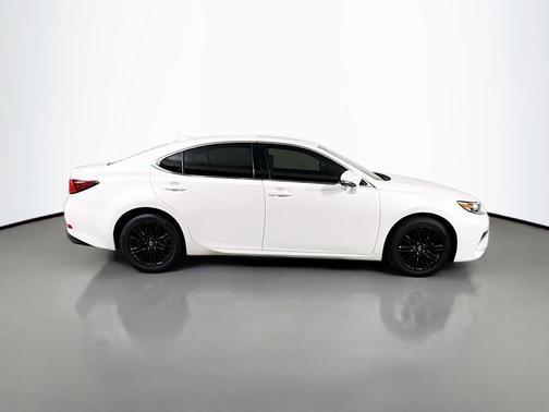 2017 Lexus ES 350 Base