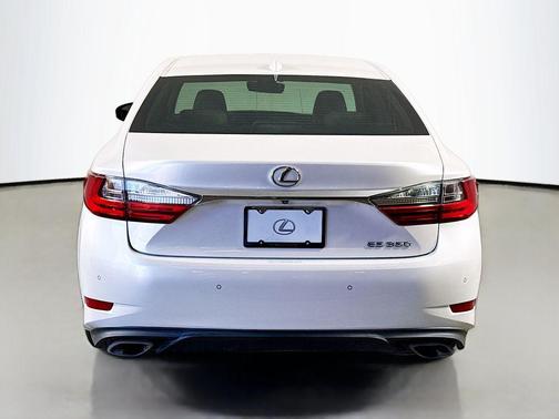 2017 Lexus ES 350 Base