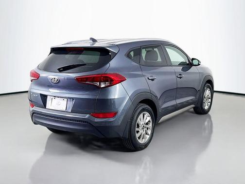 2017 Hyundai TUCSON SE Plus