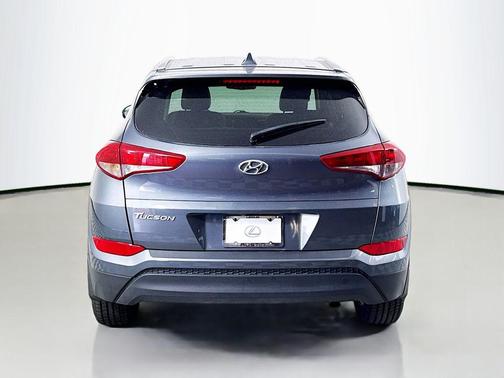 2017 Hyundai TUCSON SE Plus