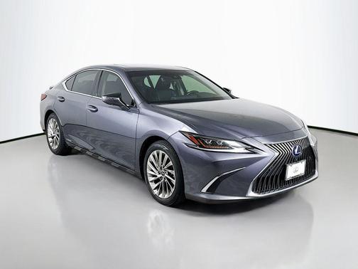 2020 Lexus ES 300h Ultra Luxury
