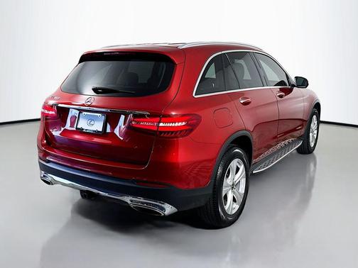 2018 Mercedes-Benz GLC 300 Base