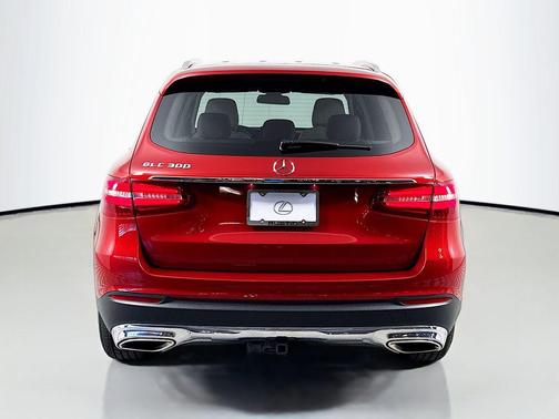 2018 Mercedes-Benz GLC 300 Base
