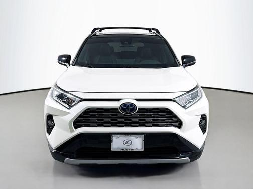 2021 Toyota RAV4 Hybrid SE