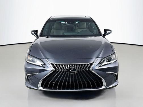 2025 Lexus ES 300h Base