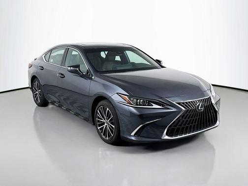 2025 Lexus ES 300h Base