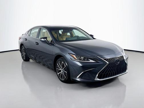 2025 Lexus ES 300h Base