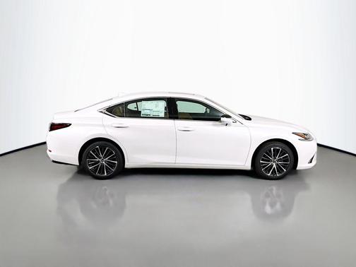 2025 Lexus ES 350 Base
