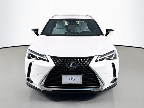2022 Lexus UX 200 Base
