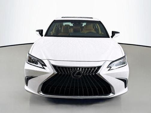2025 Lexus ES 300h Base