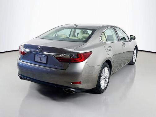 2017 Lexus ES 350 Base