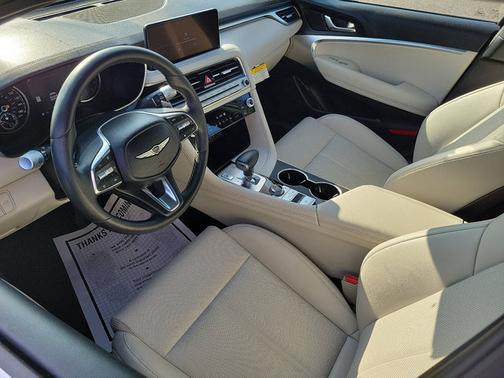 2025 Genesis G70 2.5T