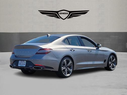 2025 Genesis G70 3.3T Sport Advanced