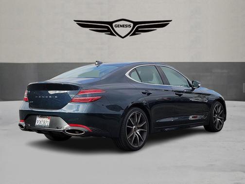 2025 Genesis G70 2.5T