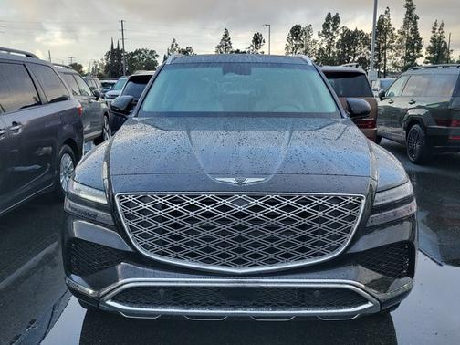 2025 Genesis GV80 Select