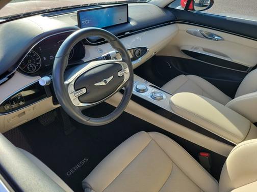 2023 Genesis GV70 2.5T