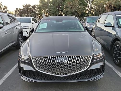 2025 Genesis G80 2.5T Advanced